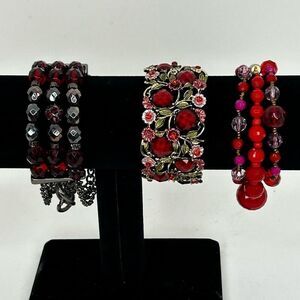 Lot Of 3 Layered Beaded Chain Bracelets & Floral Cuff Bangle Red Gunmetal Silver